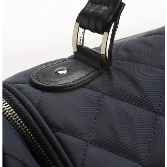 700_POPPY_Black_Detai1.jpg