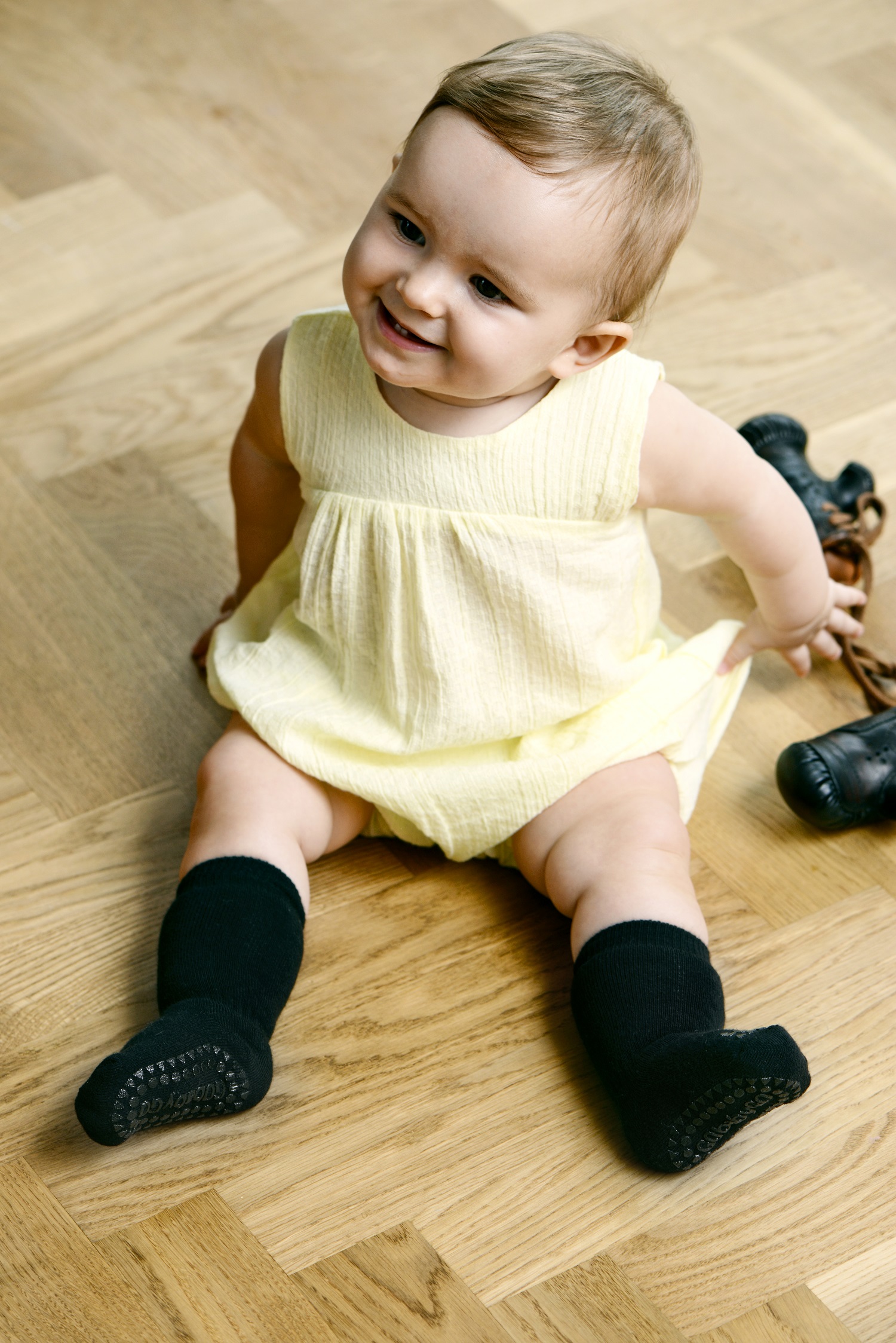 GoBabyGo-nonslip-socks_Black-2.jpg