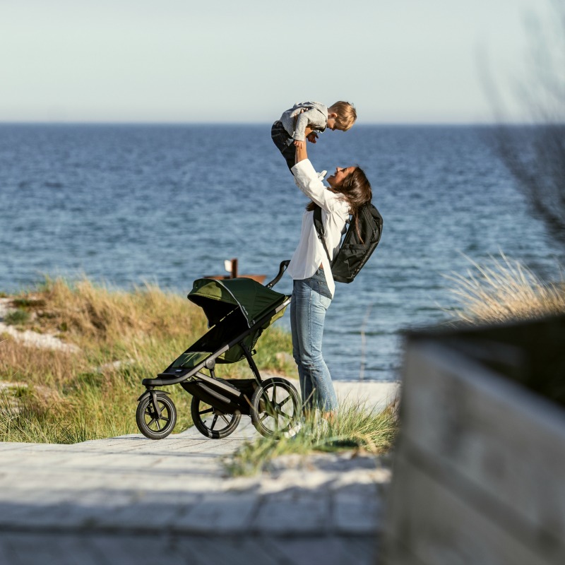 Large-Thule_Urban_Glide_2_LS_Details_Cypress_Green_10101944-31.jpg