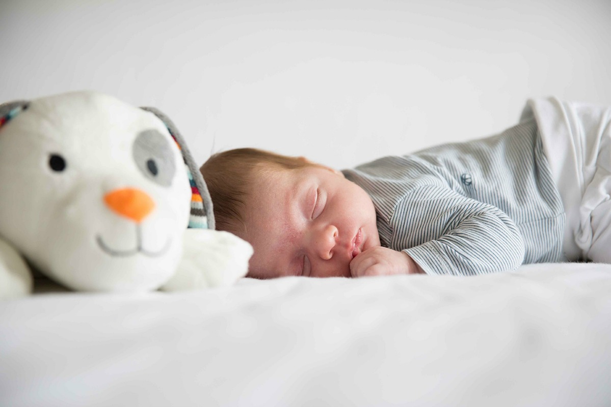 l_dex-with-baby-1444638662.jpg