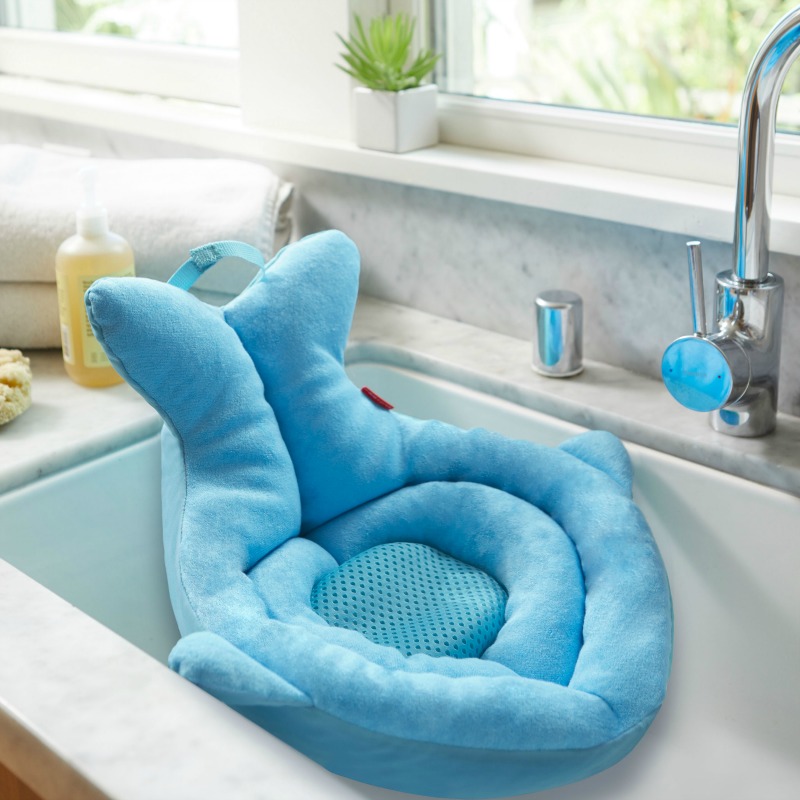 moby_sinkbather03_hres.jpg