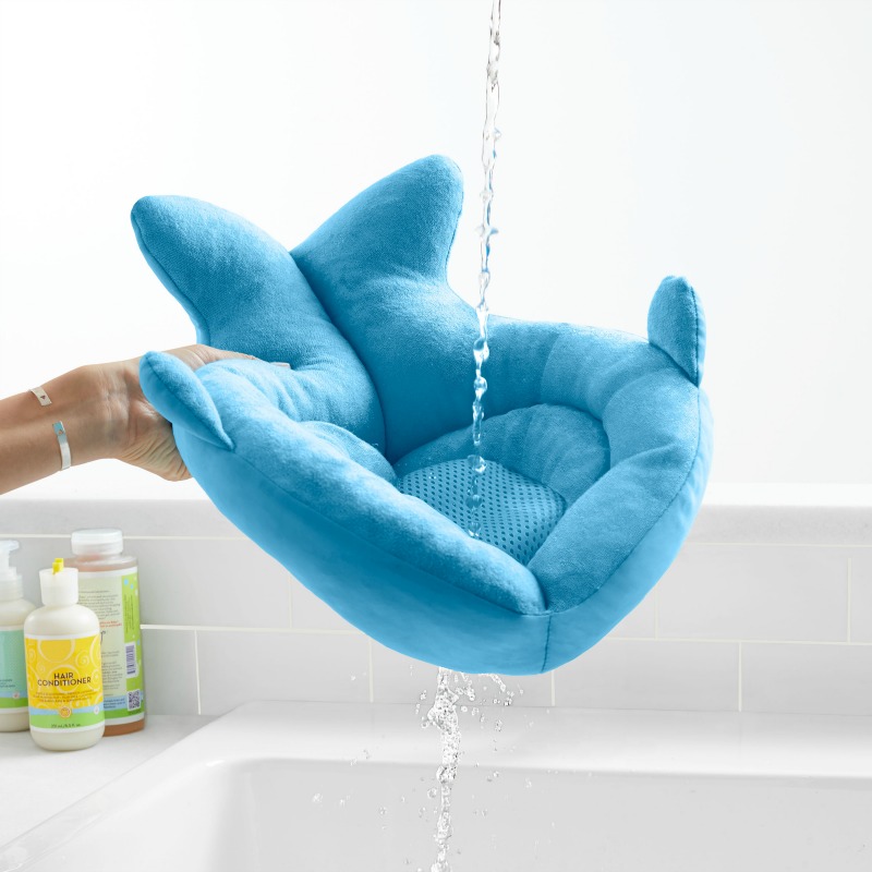moby_sinkbather04_hres.jpg
