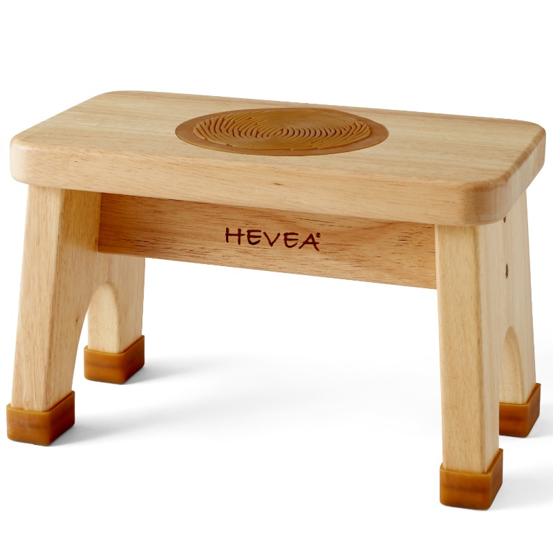 natural_stool_free_HEVEA0284.jpg