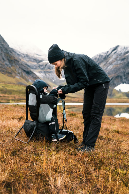 Small-Thule_Sapling_LS_Norway_201014_M95388