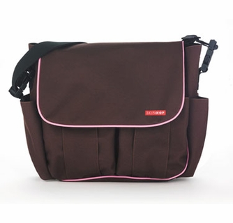 skip-hop-dash-diaper-bag-chocolate-18