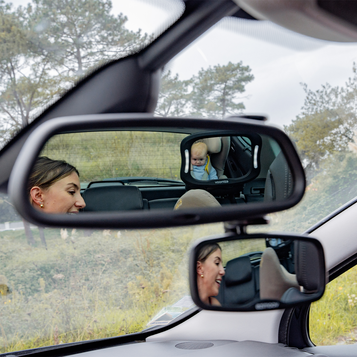 ezimoov-mirror-square-1106-2.png